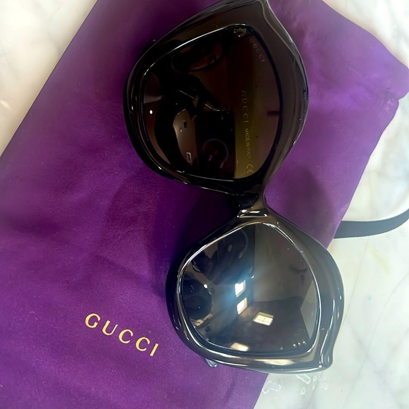 Gucci sunglasses - Picture 3 of 3